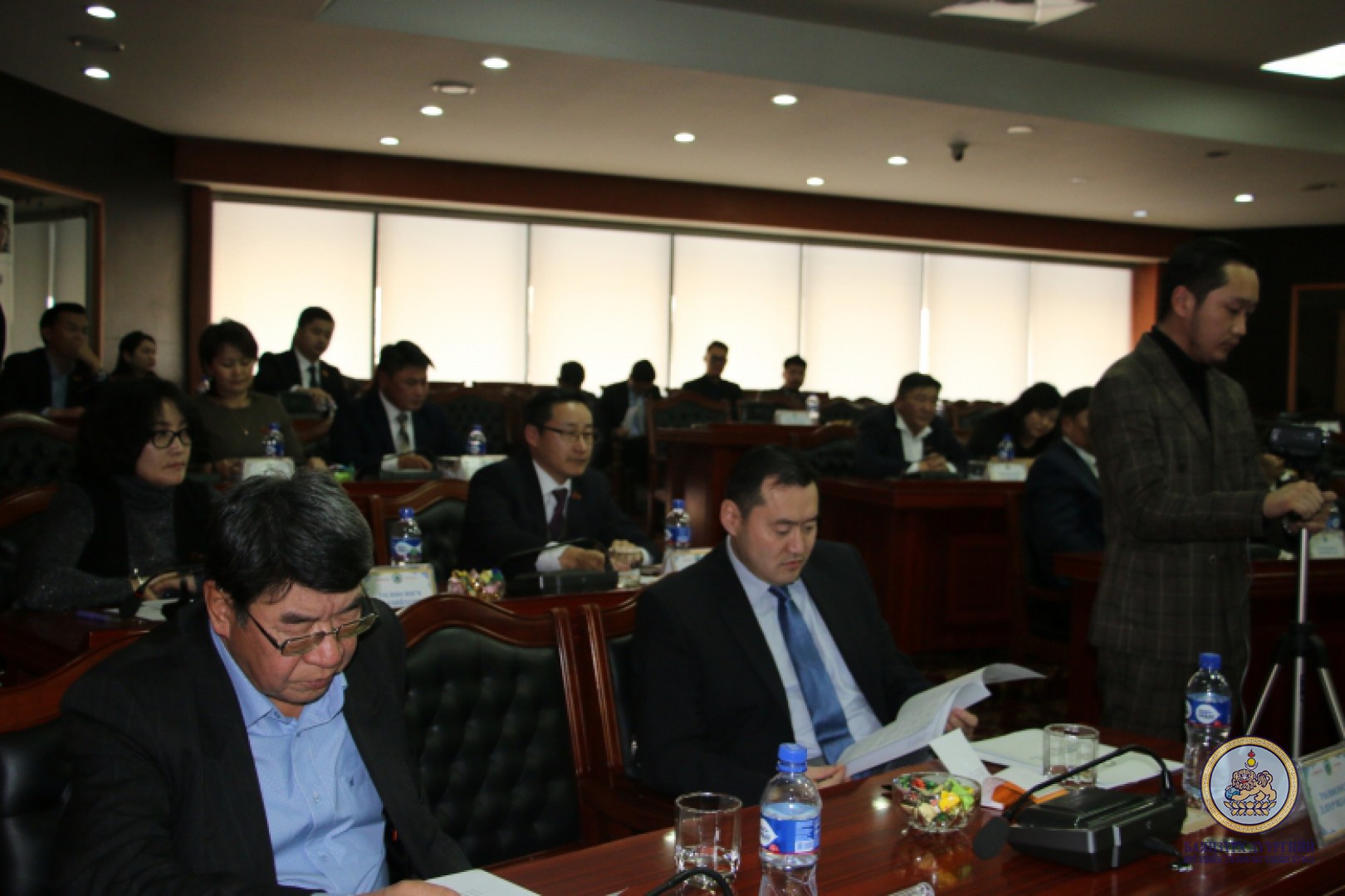 Баянзүрх дүүргийн Иргэдийн Төлөөлөгчдийн Хурлын 7 дугаар хуралдаан болж өндөрлөлөө