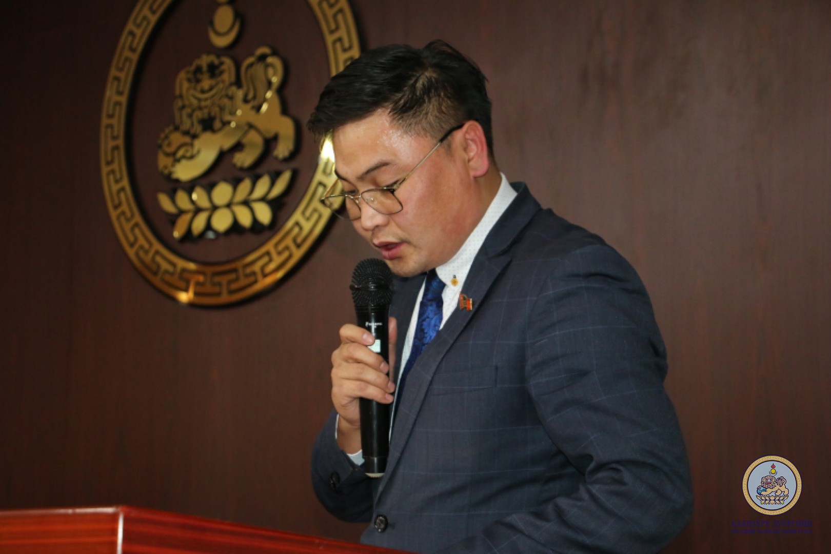 БАЯНЗҮРХ ДҮҮРГИЙН ИРГЭДИЙН ТӨЛӨӨЛӨГЧДИЙН ХУРЛЫН НЭГДСЭН 14 ДҮГЭЭР ХУРАЛДААН ӨНӨӨДӨР ХУРАЛДЛАА