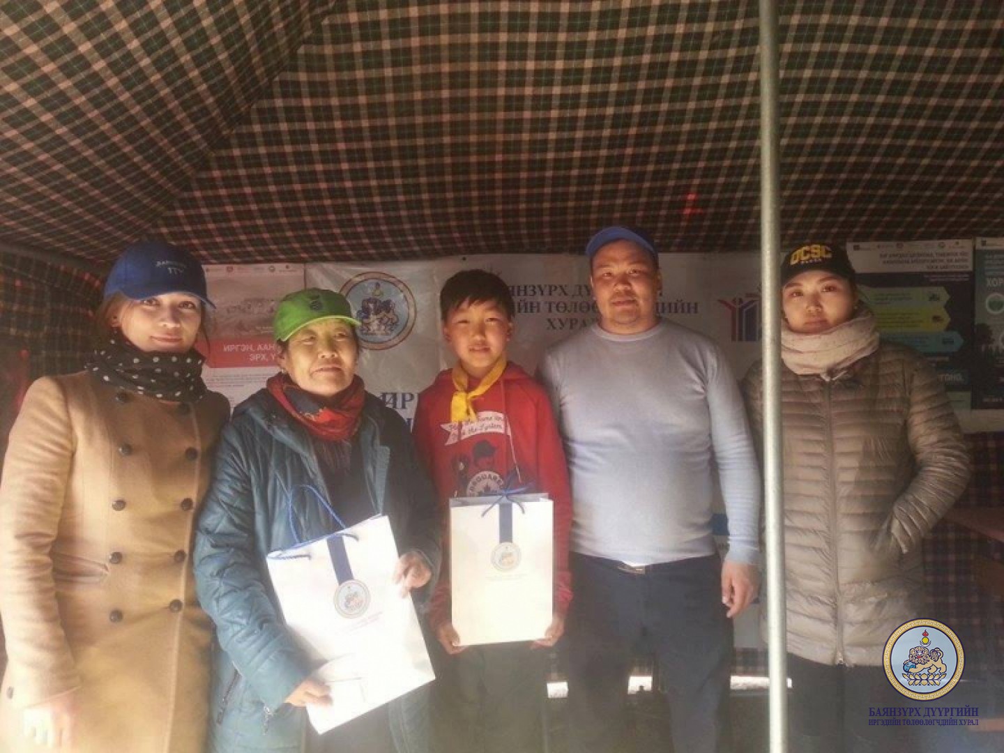 Иргэдэд төрийн үйлчилгээг сурталчлах, цахим үйлчилгээ үзүүлэх “Явуулын танхим-3” үйл ажиллагаа зохион байгууллаа.