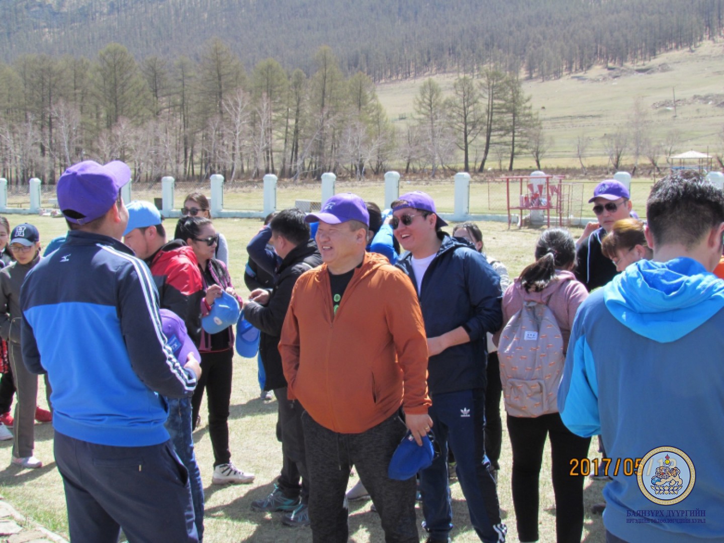 “Улаанбаатар марафон-2017” шилжин явах цом аялуулах аяны хүрээнд “Эх байгаль-Эрүүл хамт олон“ явган аялалыг зохион байгууллаа