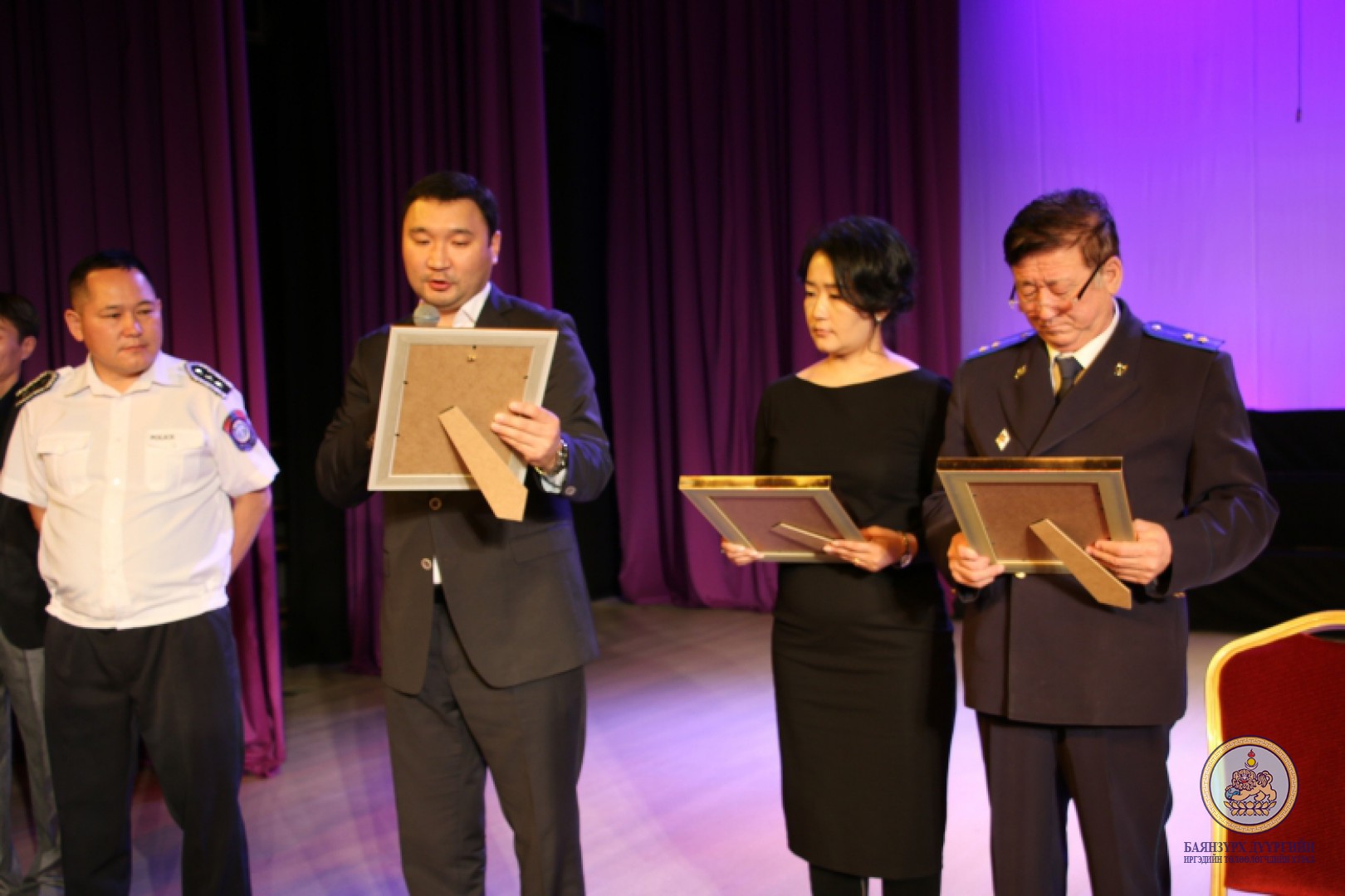 “Оюутан 1000-эргүүл” арга хэмжээний тайлангийн хурал зохион байгуулагдлаа.