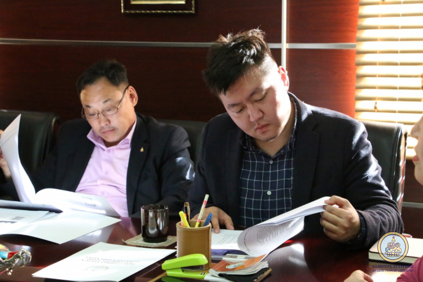 Дүүргийн Иргэдийн төлөөлөгчдийн хурлын Тэргүүлэгчдийн хуралдаан хуралдлаа