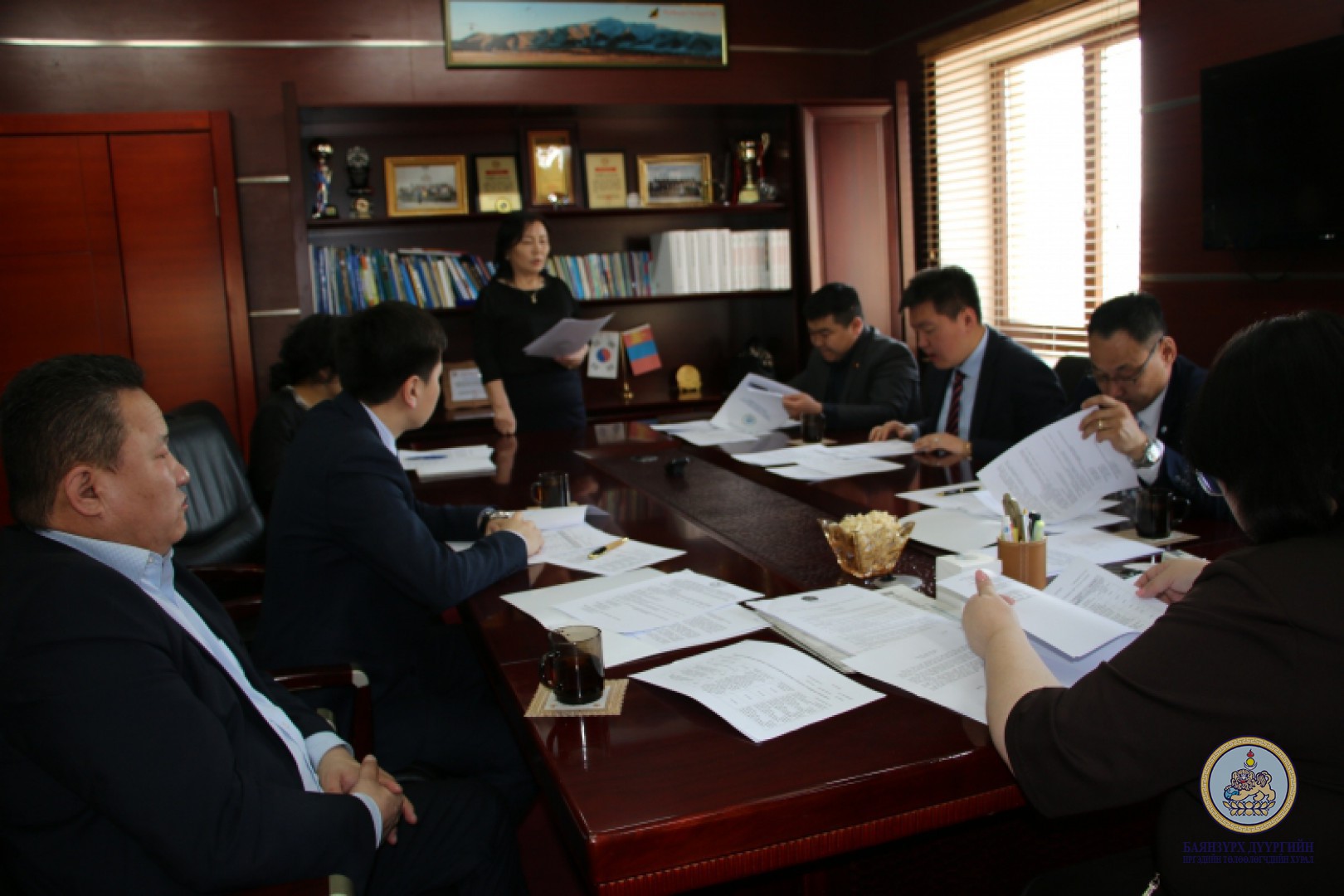 Баянзүрх дүүргийн Иргэдийн Төлөөлөгчдийн Хурлын дарга Ш.Ганчимэг Монгол Улсын Хууль Сахиулахын Их Сургуулийн Цагдаагийн сургуулийн 332 дугаар дамжааны сонсогчдыг хүлээн авч уулзлаа.