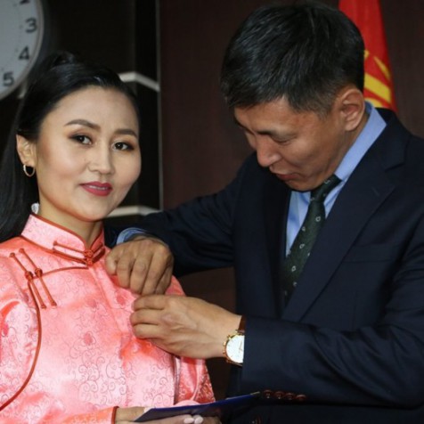 АЛДАРТ ЭХИЙН ОДОН ГАРДУУЛАХ ЁСЛОЛ ХҮНДЭТГЭЛИЙН ҮЙЛ АЖИЛЛАГАА БОЛЖ ӨНДӨРЛӨЛӨӨ