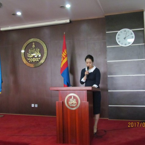 Алдарт эхийн одон гардуулах ёслол хүндэтгэлийн үйл ажиллагаа болж өндөрлөлөө