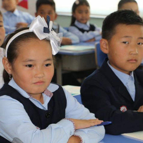 Баянзүрх дүүрэгт “Багшлахуйн ур чадвар-2” олимпиад болж өндөрлөлөө