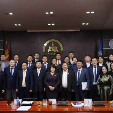 БАЯНЗҮРХ ДҮҮРГИЙН ИРГЭДИЙН ТӨЛӨӨЛӨГЧДИЙН ХУРЛЫН 9 ДҮГЭЭР ХУРАЛДААН БОЛЖ ӨНДӨРЛӨЛӨӨ